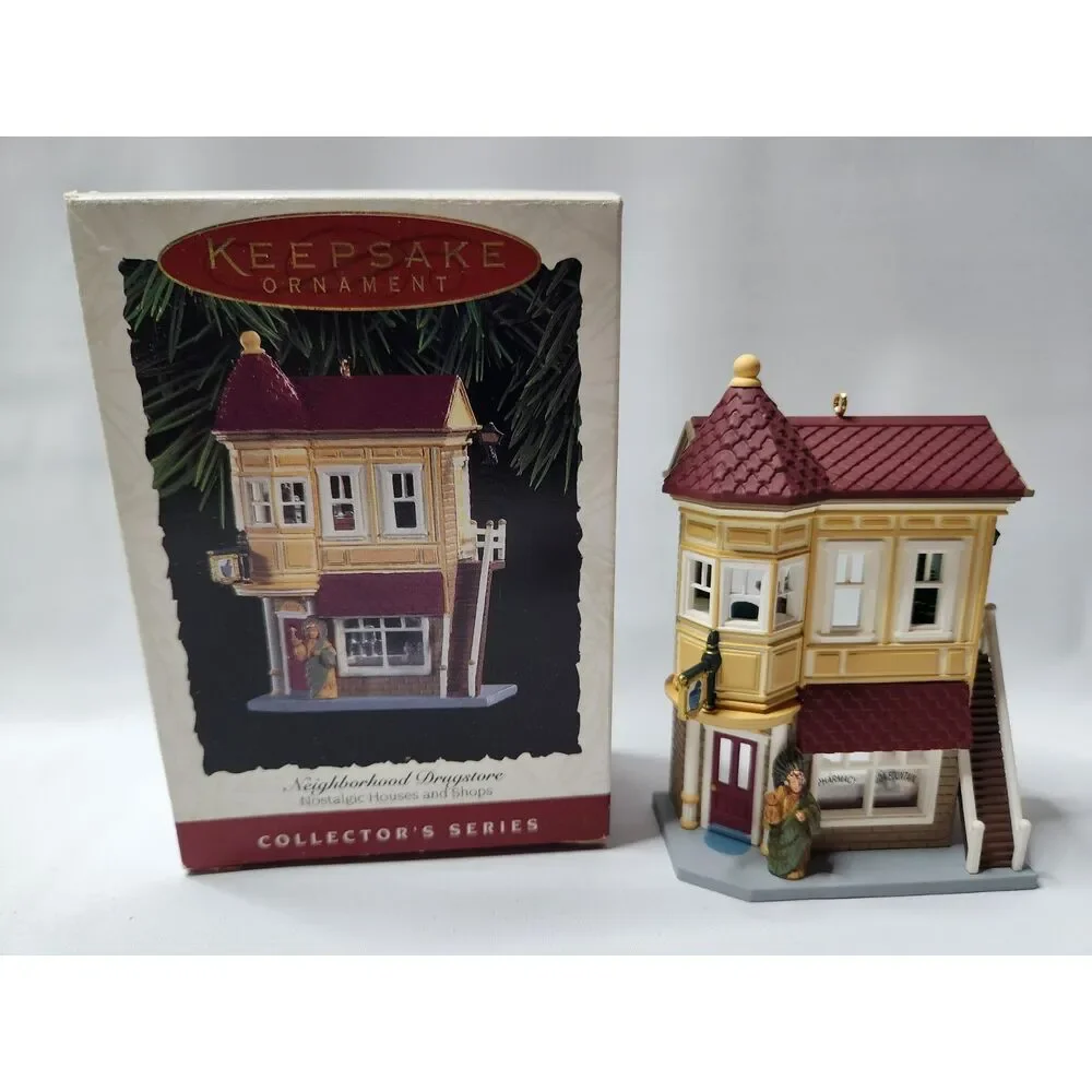 Hallmark Keepsake Ornament – Neighborhood Drugstore (1994, Collector’s Series)